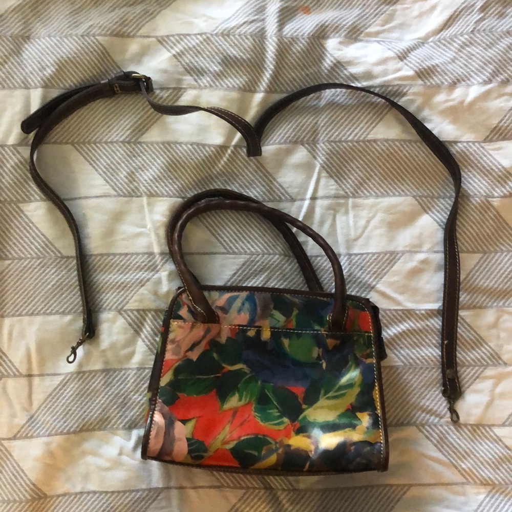Patricia Nash Hand bag with optional cross body